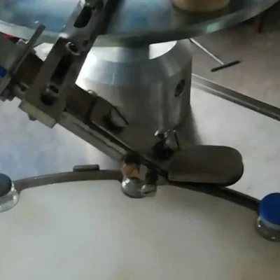 Vial Filling Machine Vial Filling Machine